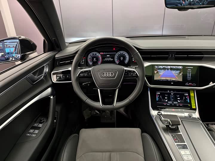 Фото 5 - Audi A6L