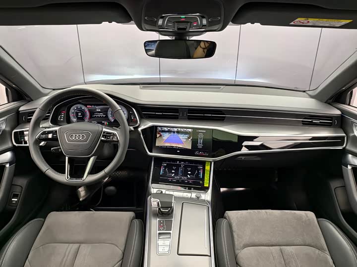 Фото 8 - Audi A6L