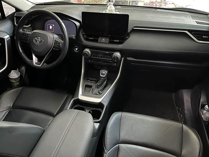 Фото 6 - Toyota Wildlander