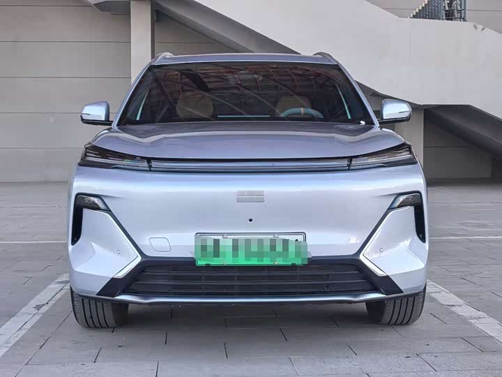 Фото 2 - Geely Galaxy Starship 7