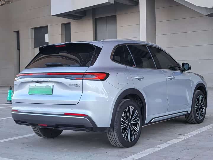 Фото 5 - Geely Galaxy Starship 7