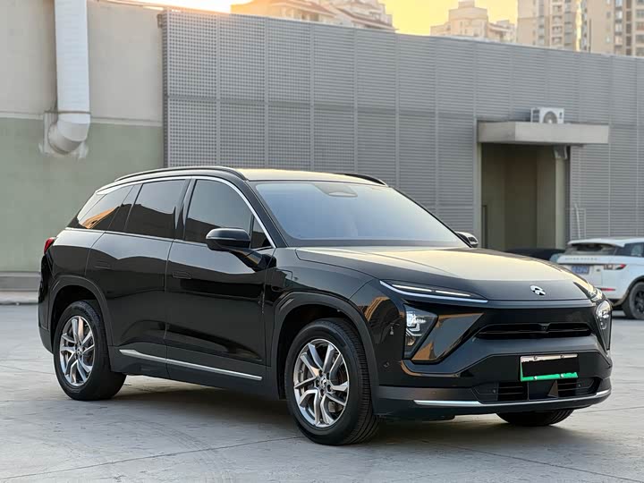 Фото 3 - Nio ES6