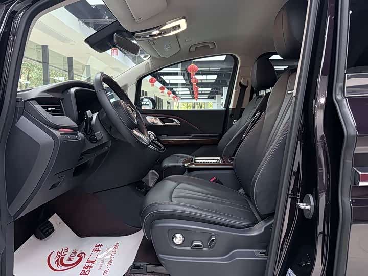 Фото 3 - Hongqi HQ9 Hybrid