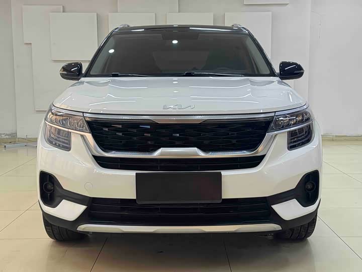 Фото 2 - Kia KX3