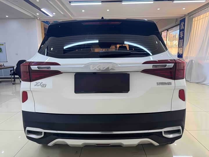 Фото 5 - Kia KX3