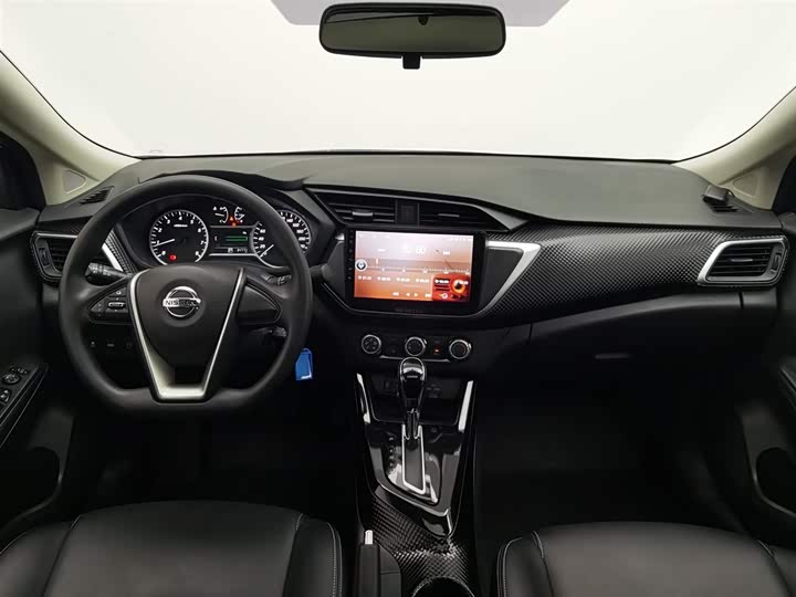 Фото 5 - Nissan Lannia