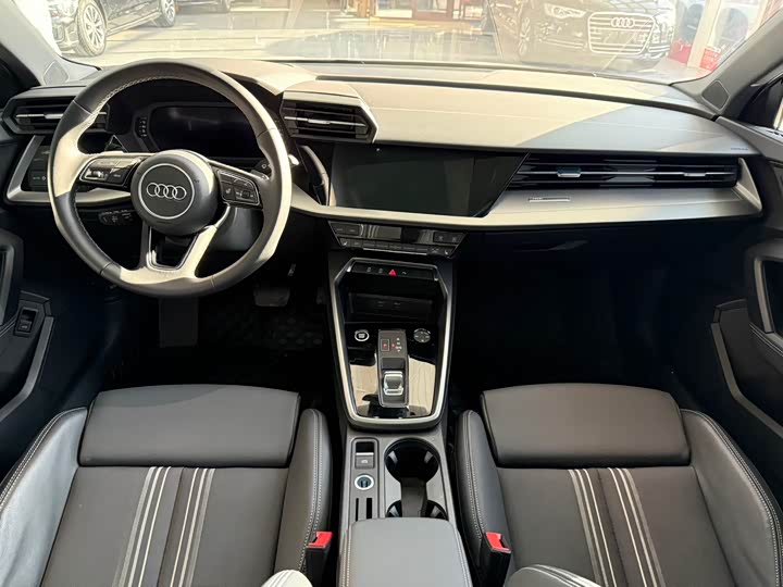 Фото 5 - Audi A3