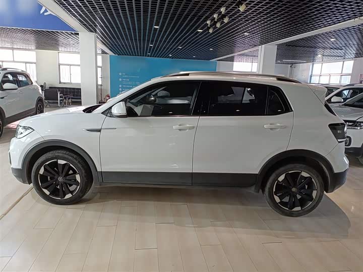 Фото 5 - Volkswagen Tacqua