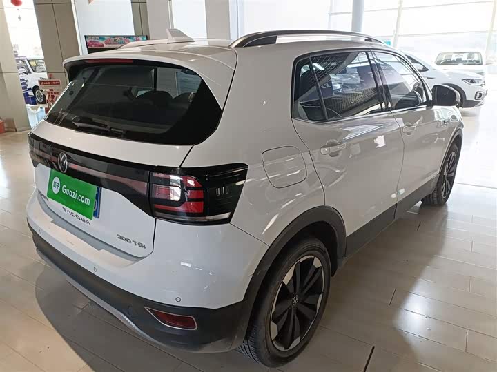 Фото 7 - Volkswagen Tacqua