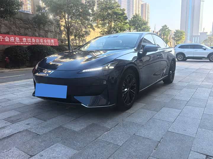 Фото 1 - Changan Deepal SL03