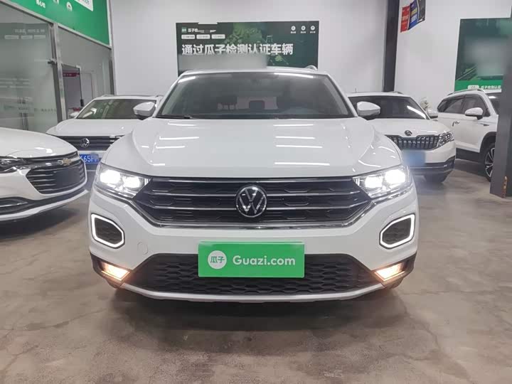 Фото 3 - Volkswagen T-Roc