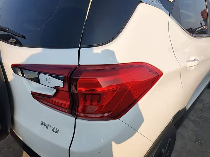 Фото 8 - BYD Yuan Pro