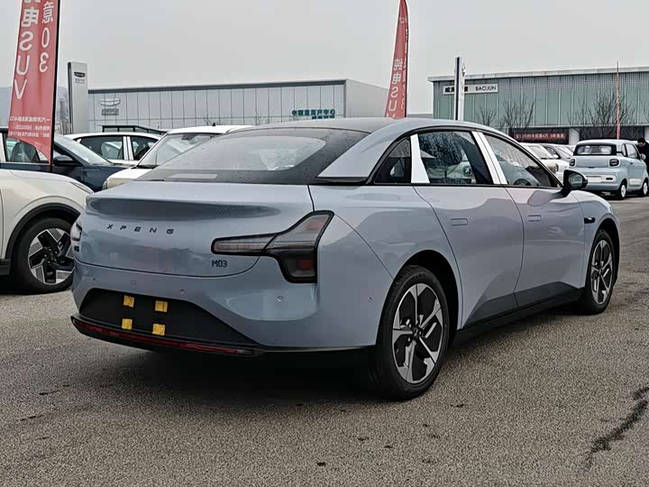 Фото 6 - XPeng Mona M03
