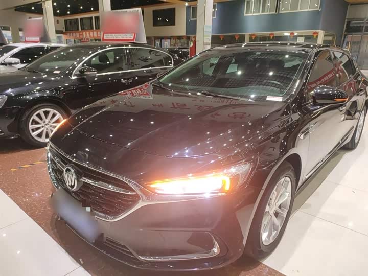 Фото 2 - Buick LaCrosse