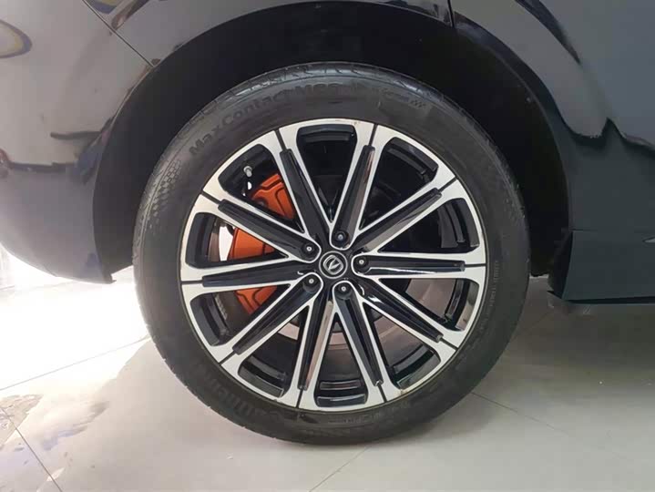 Фото 6 - Changan UNI-K Hybrid