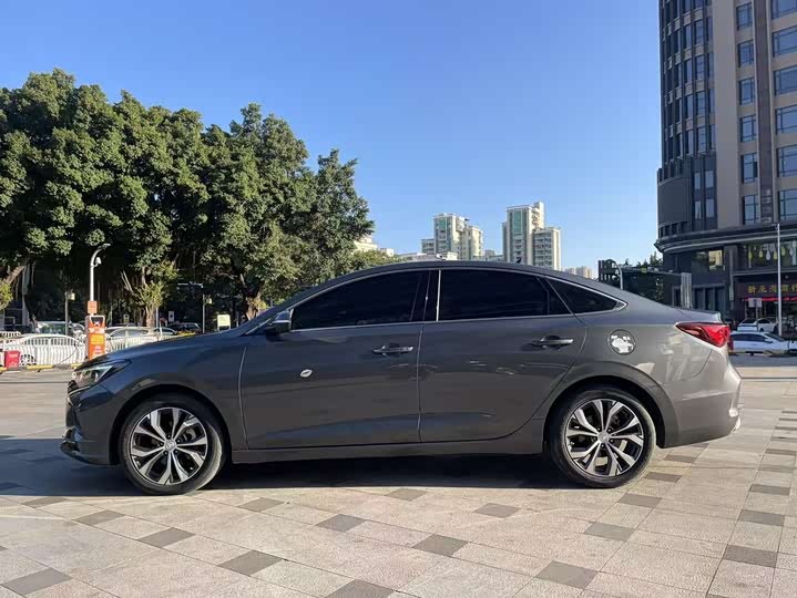 Фото 4 - Changan Eado Plus