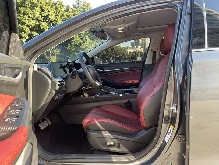 Фото 5 - Changan Eado Plus