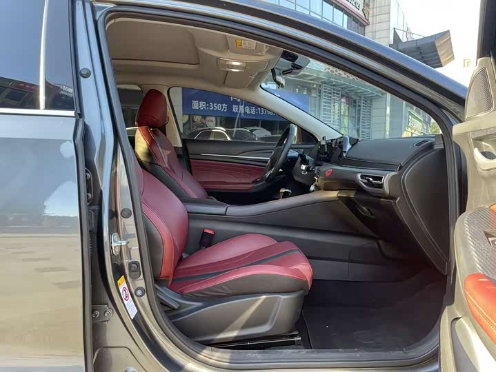 Фото 6 - Changan Eado Plus