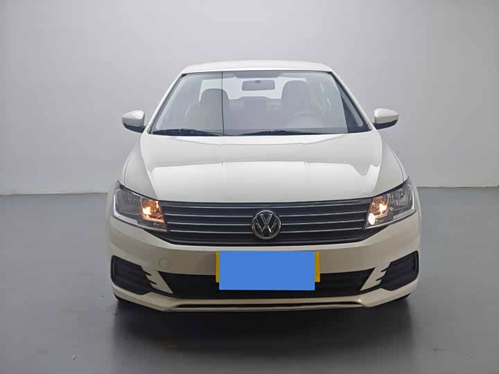 Фото 2 - Volkswagen Lavida