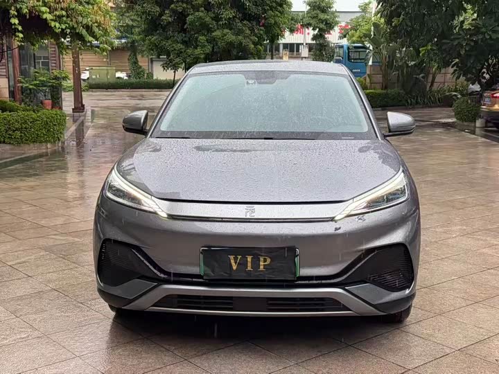 Фото 2 - BYD Yuan Plus