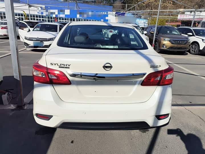 Фото 6 - Nissan Sylphy