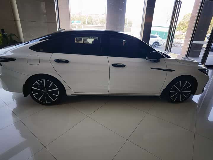 Фото 8 - Chery Arrizo 8