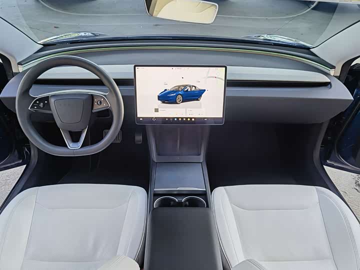 Фото 7 - Tesla Model 3