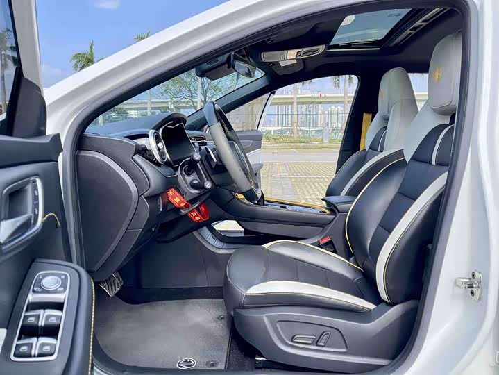 Фото 9 - MG Motor 6