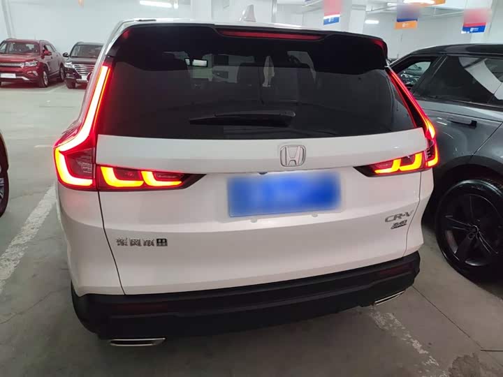 Фото 6 - Honda CR-V