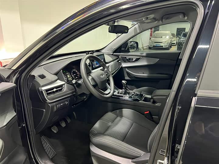 Фото 8 - Chery Tiggo 7