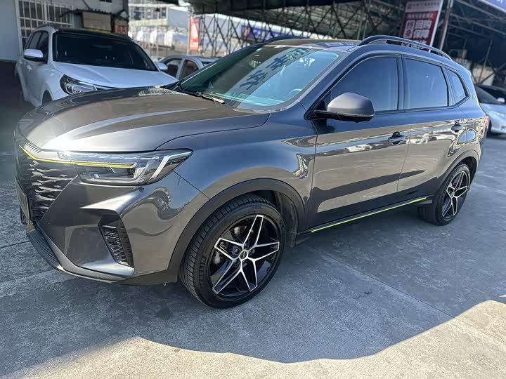 Фото 6 - Roewe RX5