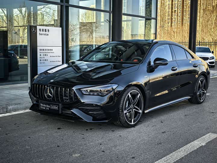 Фото 1 - Mercedes-Benz CLA-Class AMG