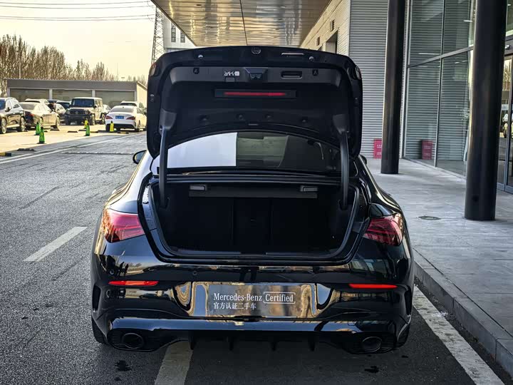 Фото 8 - Mercedes-Benz CLA-Class AMG