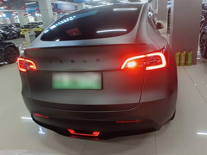 Фото 6 - Tesla Model Y