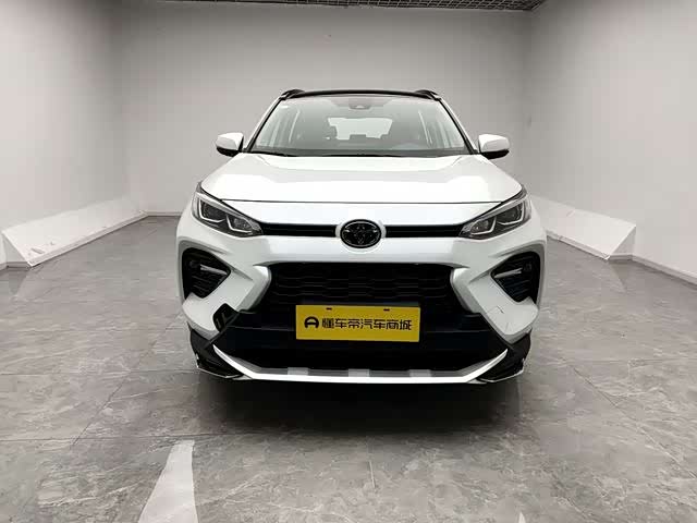 Фото 2 - Toyota Wildlander