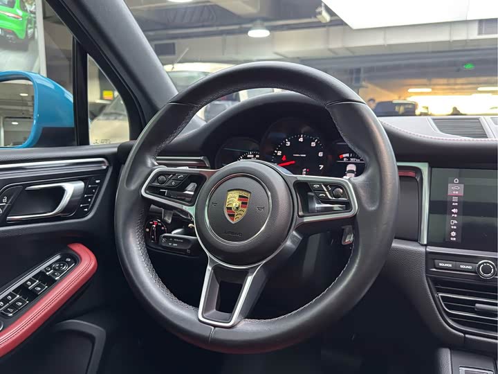 Фото 6 - Porsche Macan