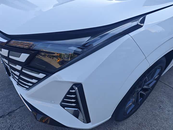 Фото 4 - Changan UNI-Z