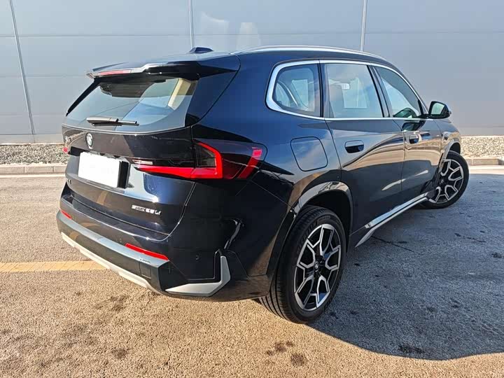 Фото 6 - BMW X1