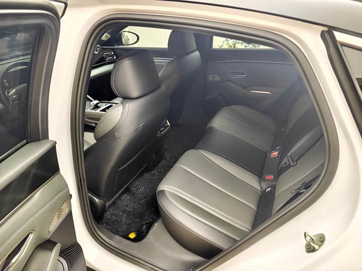 Фото 6 - BYD Qin L