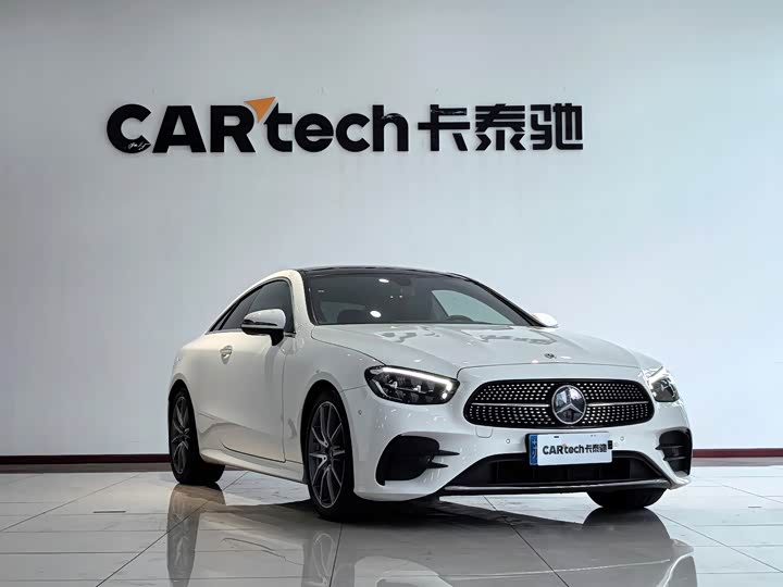 Фото 3 - Mercedes-Benz E-Class