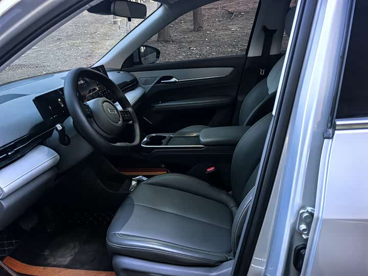 Фото 5 - Bestune 03