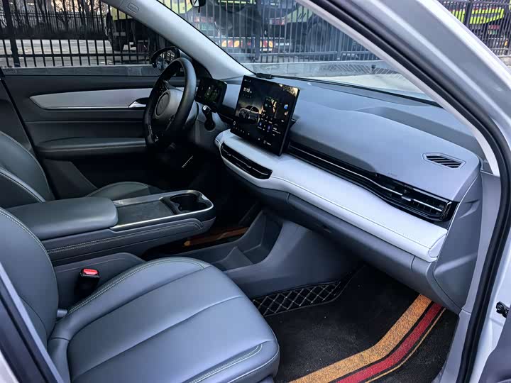 Фото 7 - Bestune 03