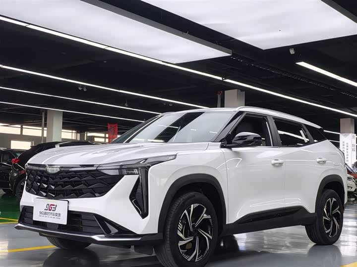 Фото 1 - Geely Atlas