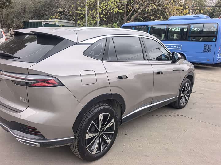 Фото 4 - Roewe RX5
