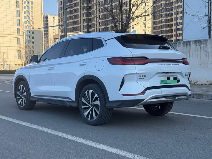 Фото 8 - BYD Song Plus Hybrid/EV