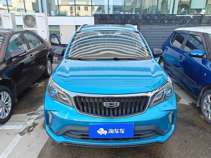 Фото 2 - Geely Vision X3