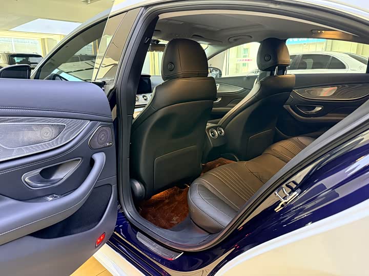 Фото 5 - Mercedes-Benz CLS-Class