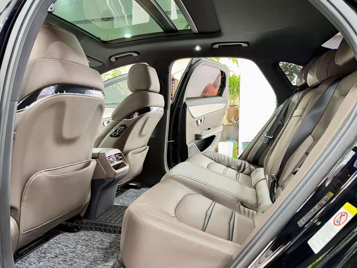 Фото 6 - BYD Han