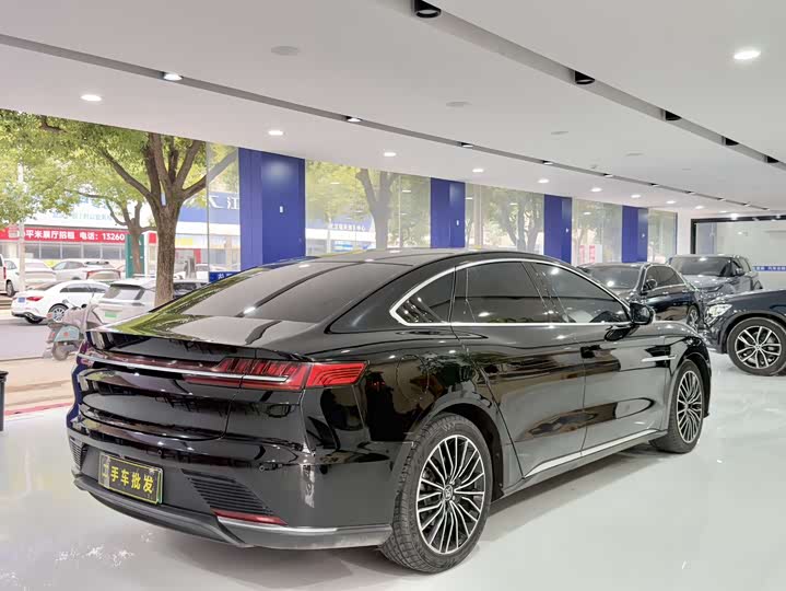 Фото 7 - BYD Han