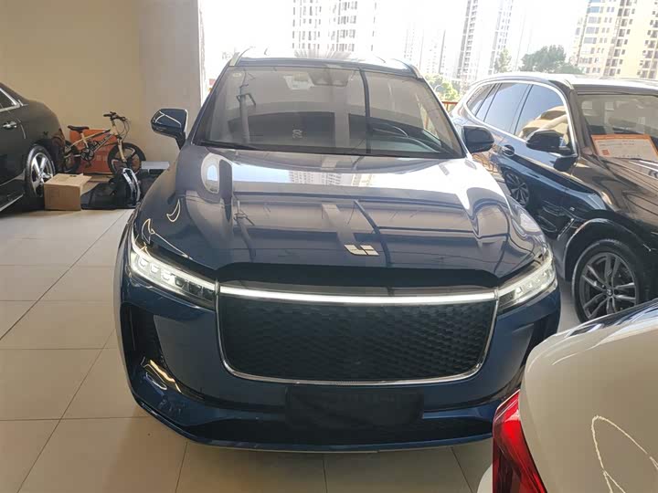 Фото 3 - LiXiang One